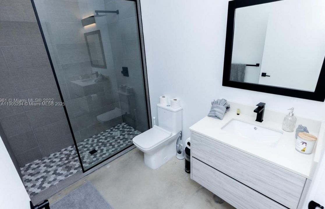 Recently Rented: $5,000 (4 beds, 3 baths, 2319 Square Feet)