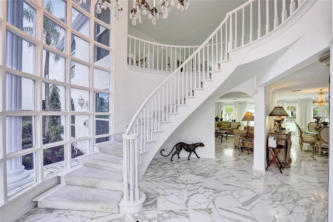 For Rent: $16,500 (5 beds, 3 baths, 5207 Square Feet)