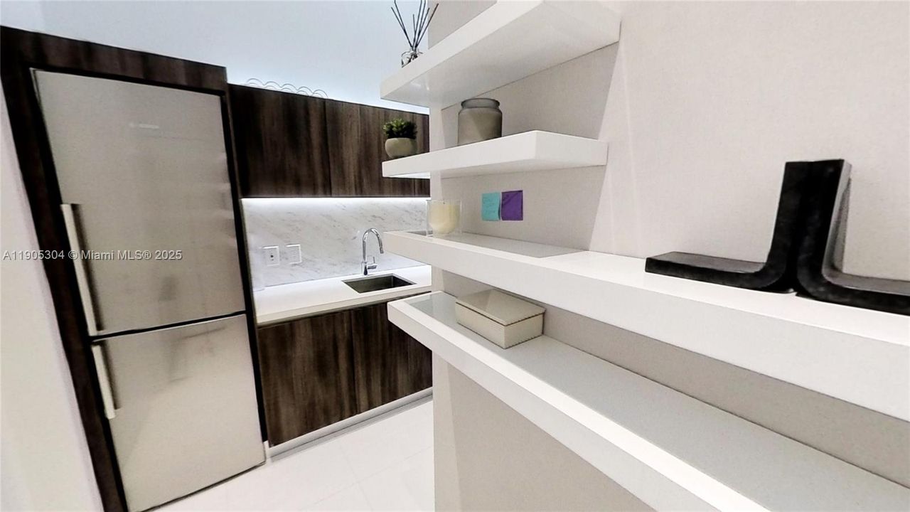 For Rent: $3,275 (0 beds, 1 baths, 528 Square Feet)