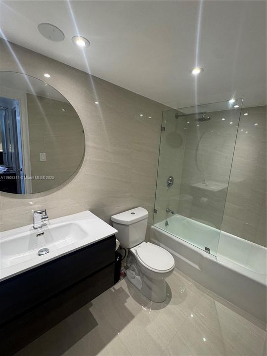 待售: $550,000 (2 贝兹, 2 浴室, 1030 平方英尺)