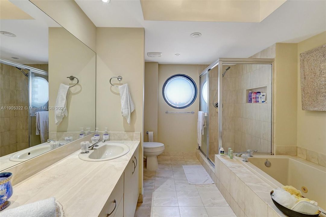 待售: $650,000 (3 贝兹, 2 浴室, 1950 平方英尺)