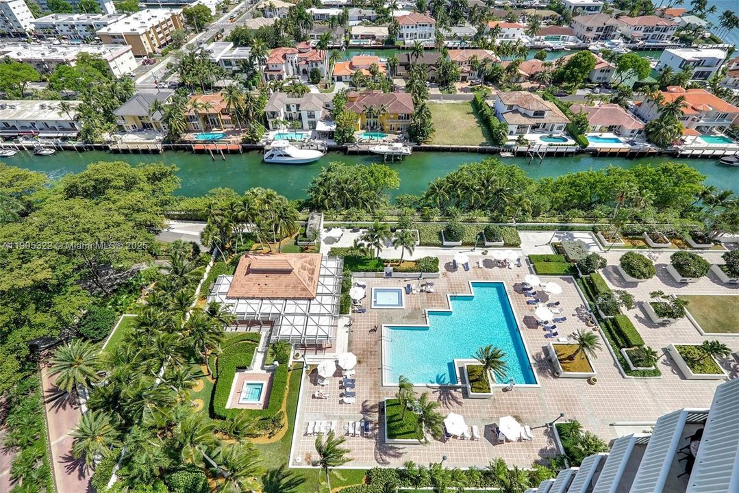 待售: $650,000 (3 贝兹, 2 浴室, 1950 平方英尺)