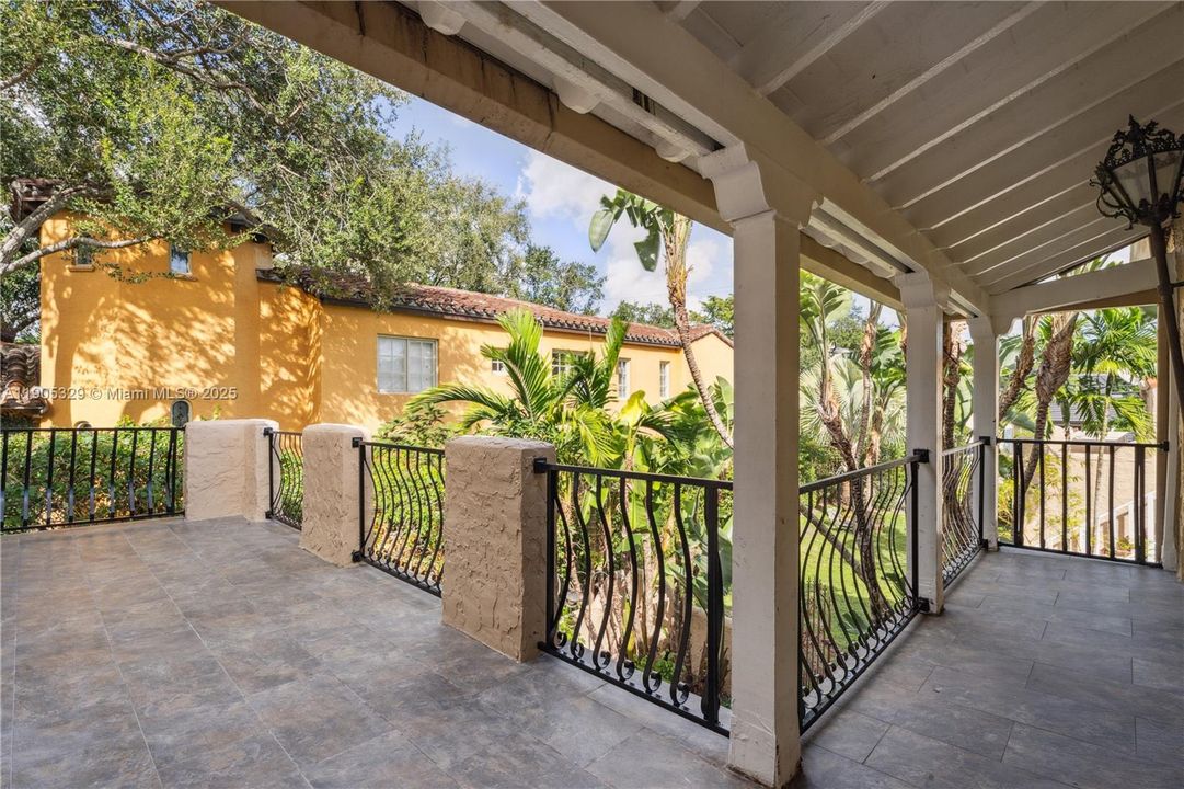 Active With Contract: $5,900 (4 beds, 3 baths, 1784 Square Feet)
