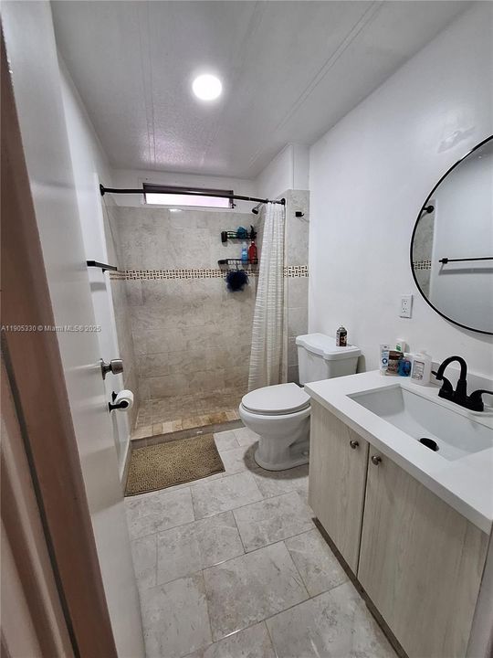 For Sale: $290,000 (3 beds, 2 baths, 1188 Square Feet)