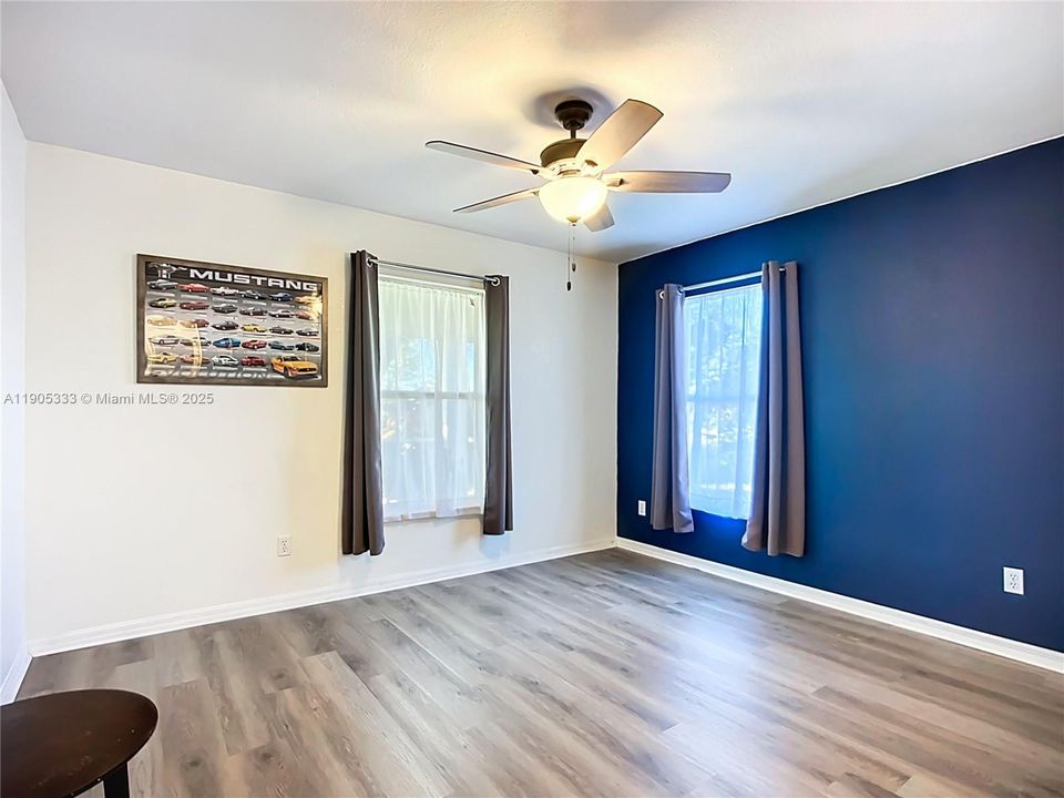 待售: $310,000 (3 贝兹, 2 浴室, 0 平方英尺)