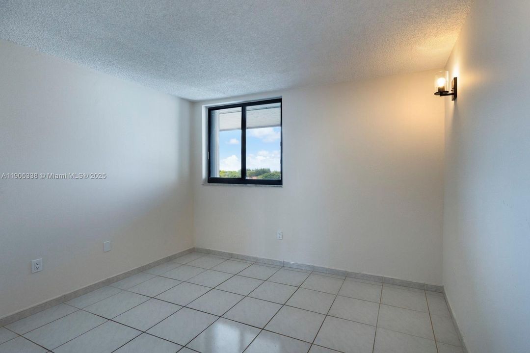 Recently Rented: $2,500 (2 beds, 2 baths, 1064 Square Feet)