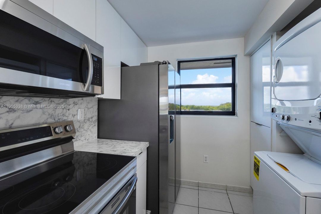 Recently Rented: $2,500 (2 beds, 2 baths, 1064 Square Feet)