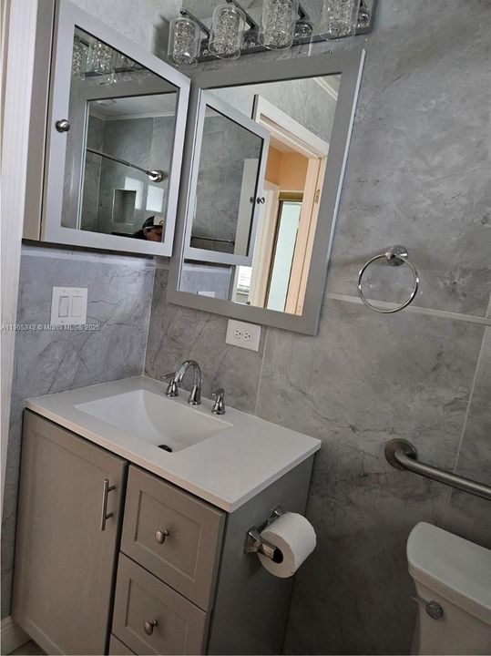 最近租的: $2,000 (3 贝兹, 2 浴室, 1326 平方英尺)