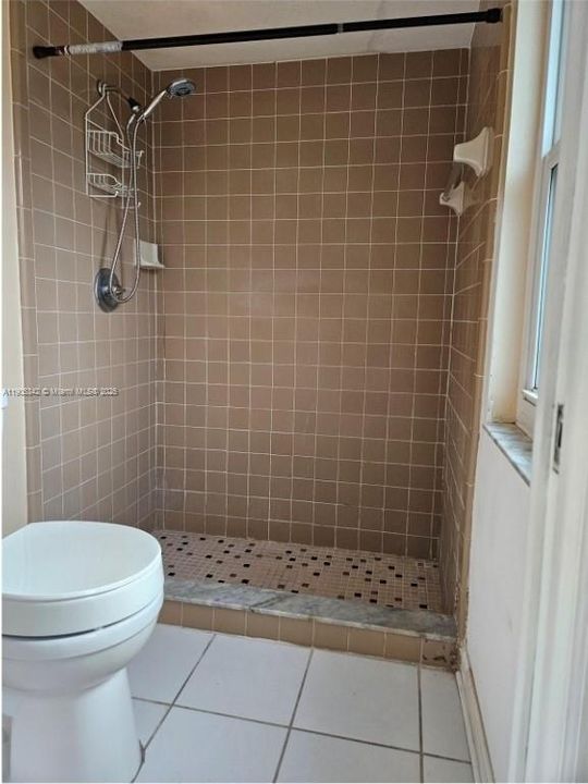 最近租的: $2,000 (3 贝兹, 2 浴室, 1326 平方英尺)