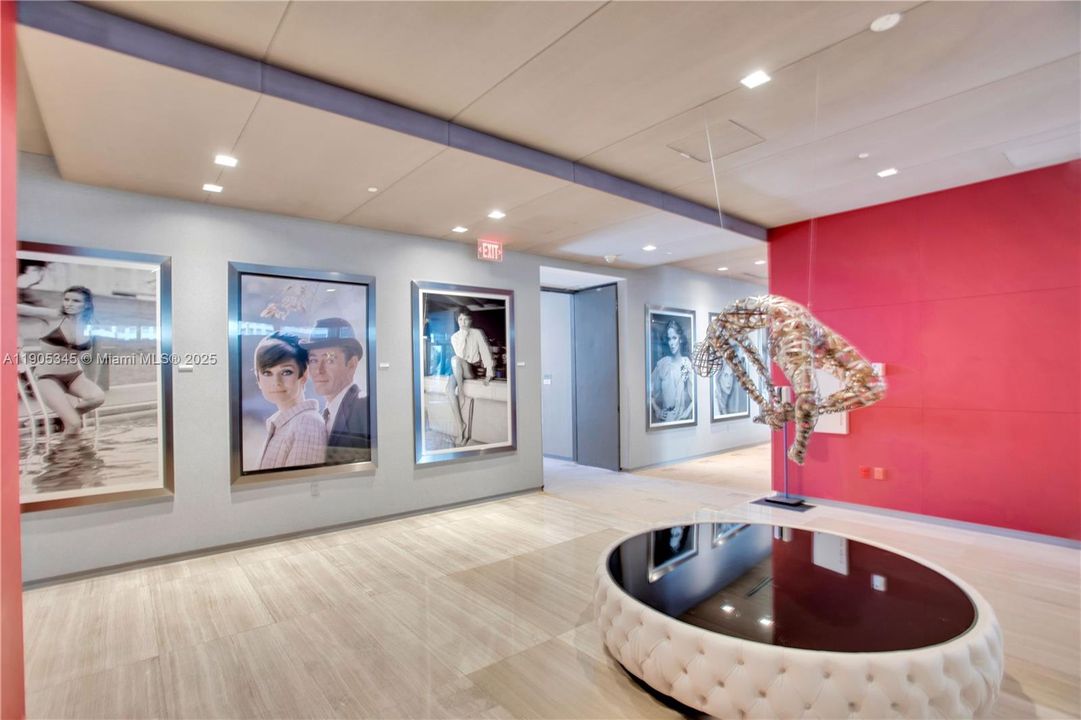 出租: $8,750 (3 贝兹, 3 浴室, 1593 平方英尺)