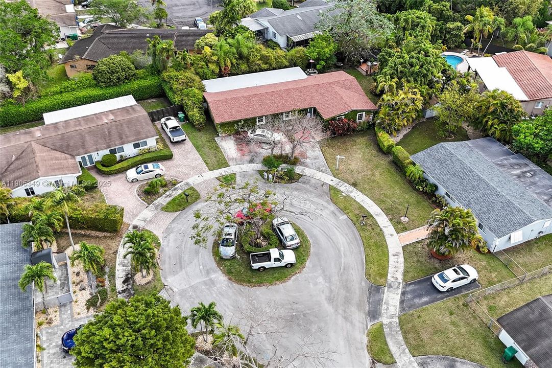 待售: $950,000 (5 贝兹, 3 浴室, 2743 平方英尺)