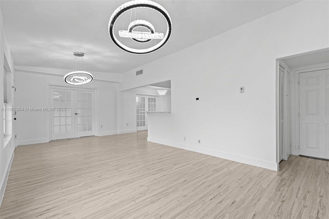 Recently Rented: $4,250 (4 beds, 2 baths, 2203 Square Feet)