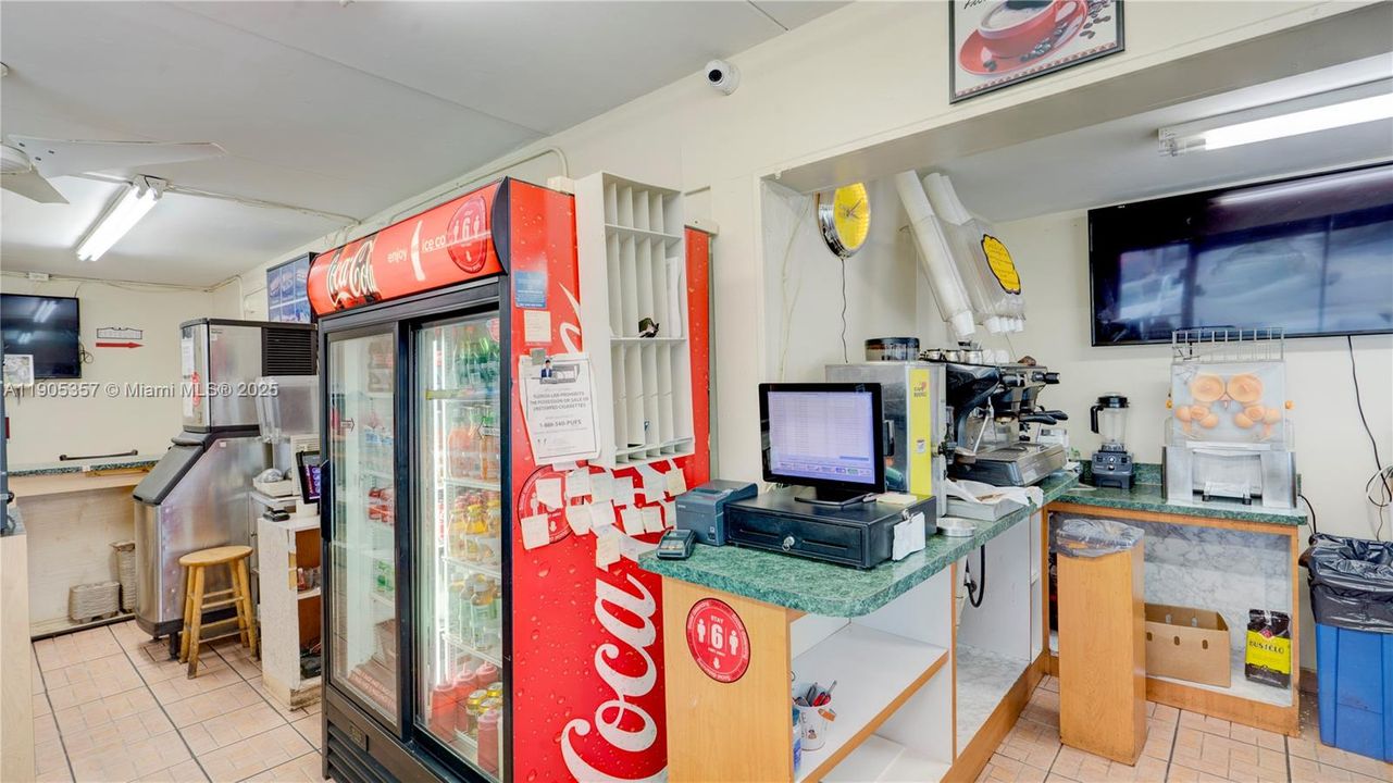 出租: $28 (0 贝兹, 0 浴室, 0 平方英尺)