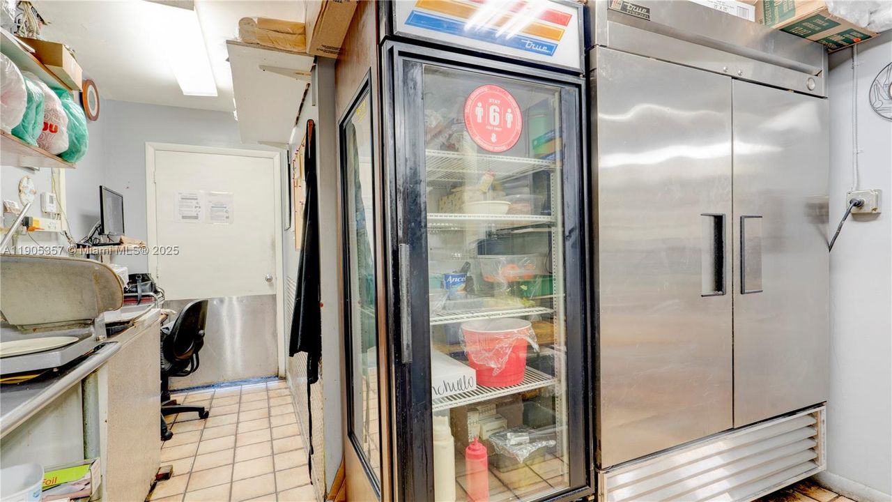 出租: $28 (0 贝兹, 0 浴室, 0 平方英尺)