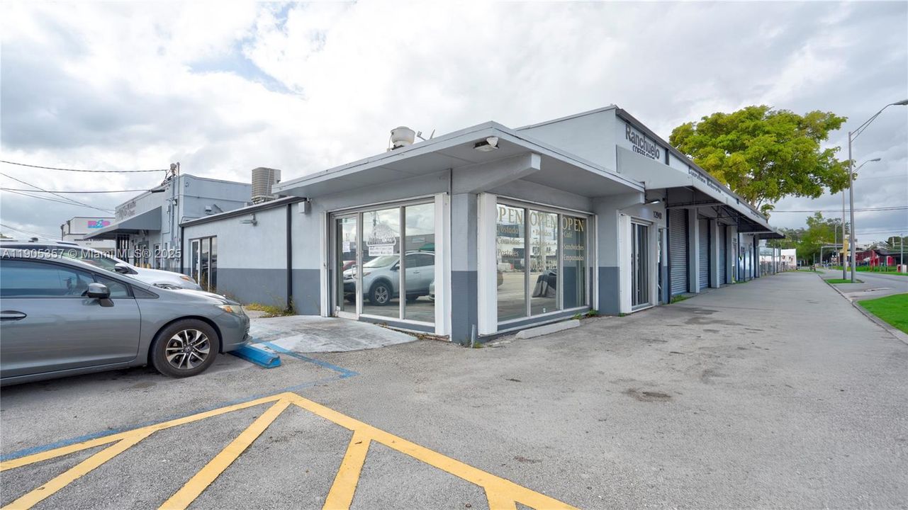 出租: $28 (0 贝兹, 0 浴室, 0 平方英尺)