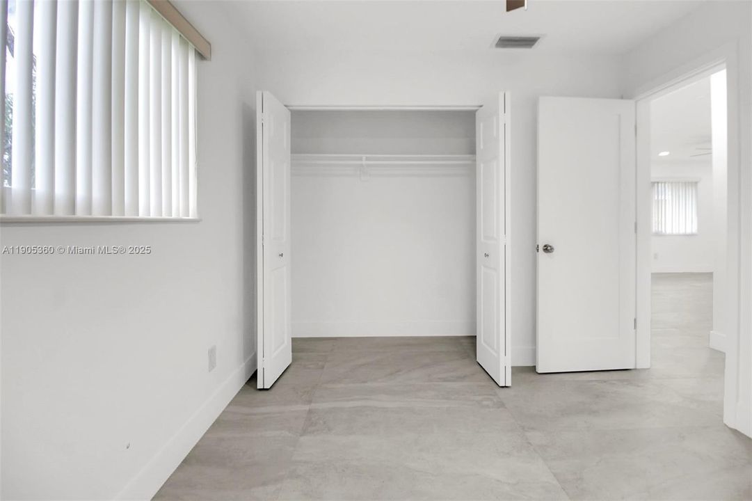 最近租的: $2,000 (2 贝兹, 1 浴室, 970 平方英尺)