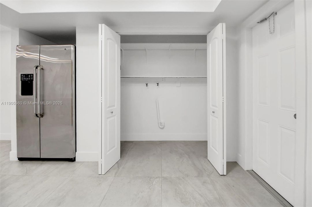 最近租的: $2,000 (2 贝兹, 1 浴室, 970 平方英尺)