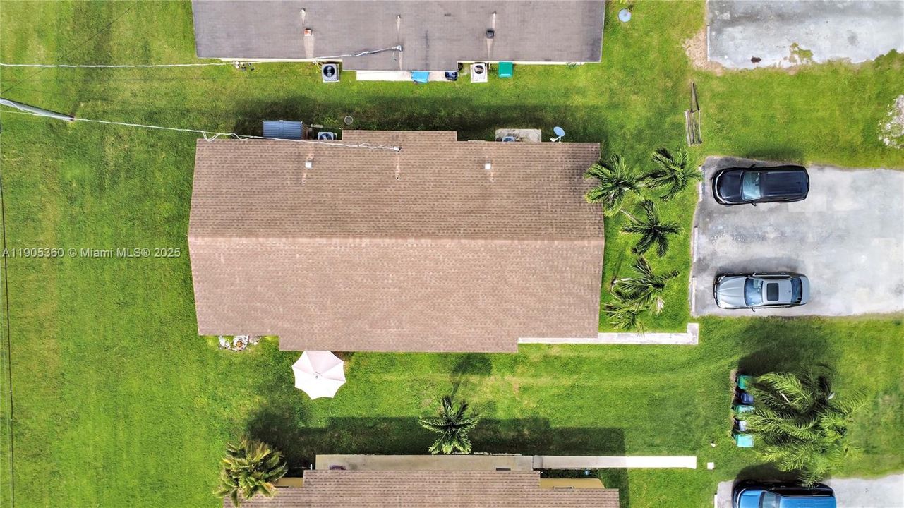 最近租的: $2,000 (2 贝兹, 1 浴室, 970 平方英尺)