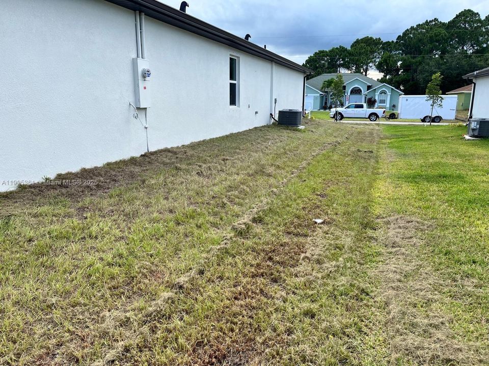 For Sale: $469,000 (4 beds, 3 baths, 2126 Square Feet)