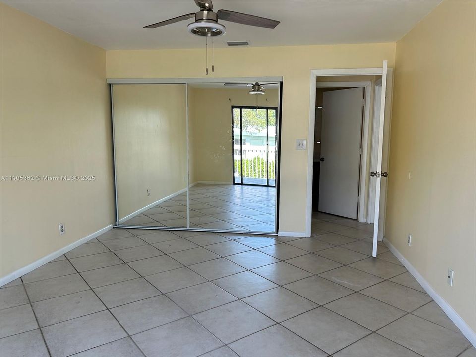 For Rent: $1,990 (2 beds, 2 baths, 770 Square Feet)