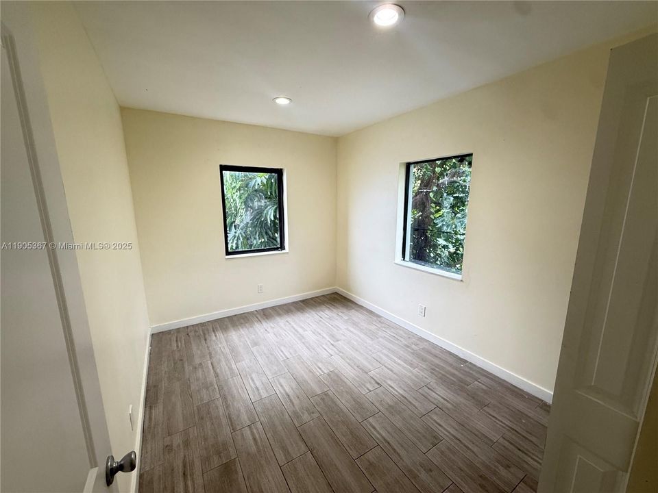 Recently Rented: $2,150 (2 beds, 2 baths, 650 Square Feet)