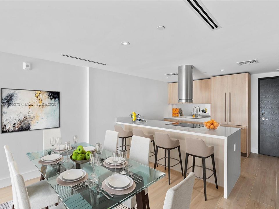 For Sale: $1,510,000 (2 beds, 2 baths, 1229 Square Feet)