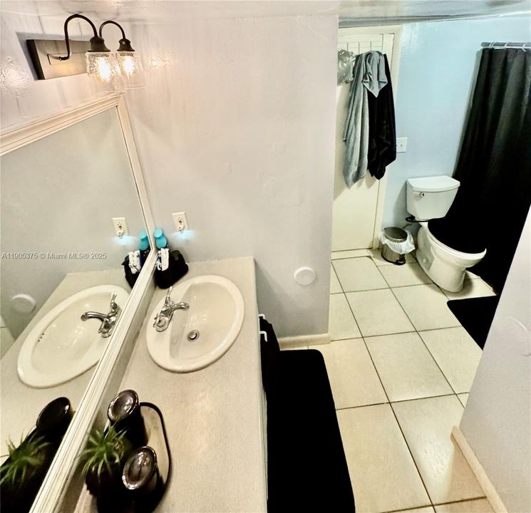 Recently Rented: $1,750 (1 beds, 1 baths, 676 Square Feet)