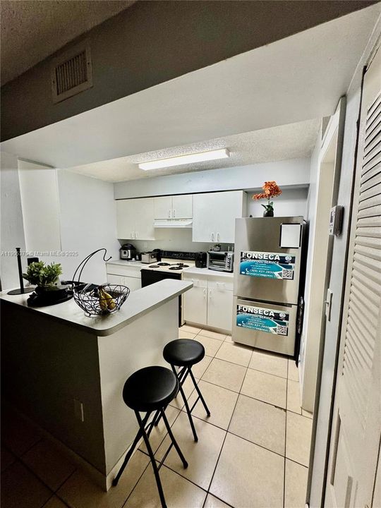 Recently Rented: $1,750 (1 beds, 1 baths, 676 Square Feet)