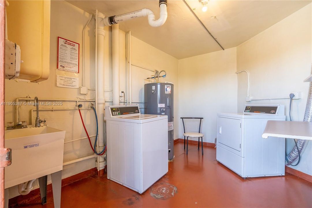 待售: $214,900 (1 贝兹, 1 浴室, 0 平方英尺)