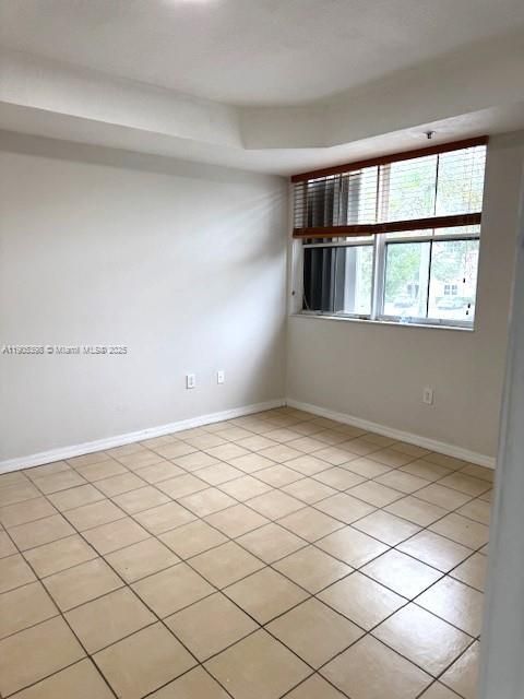 Recently Rented: $2,600 (3 beds, 2 baths, 1271 Square Feet)