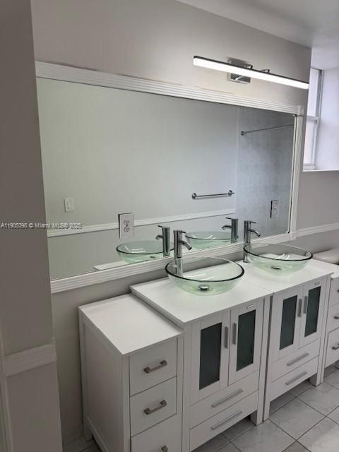 Recently Rented: $2,600 (3 beds, 2 baths, 1271 Square Feet)