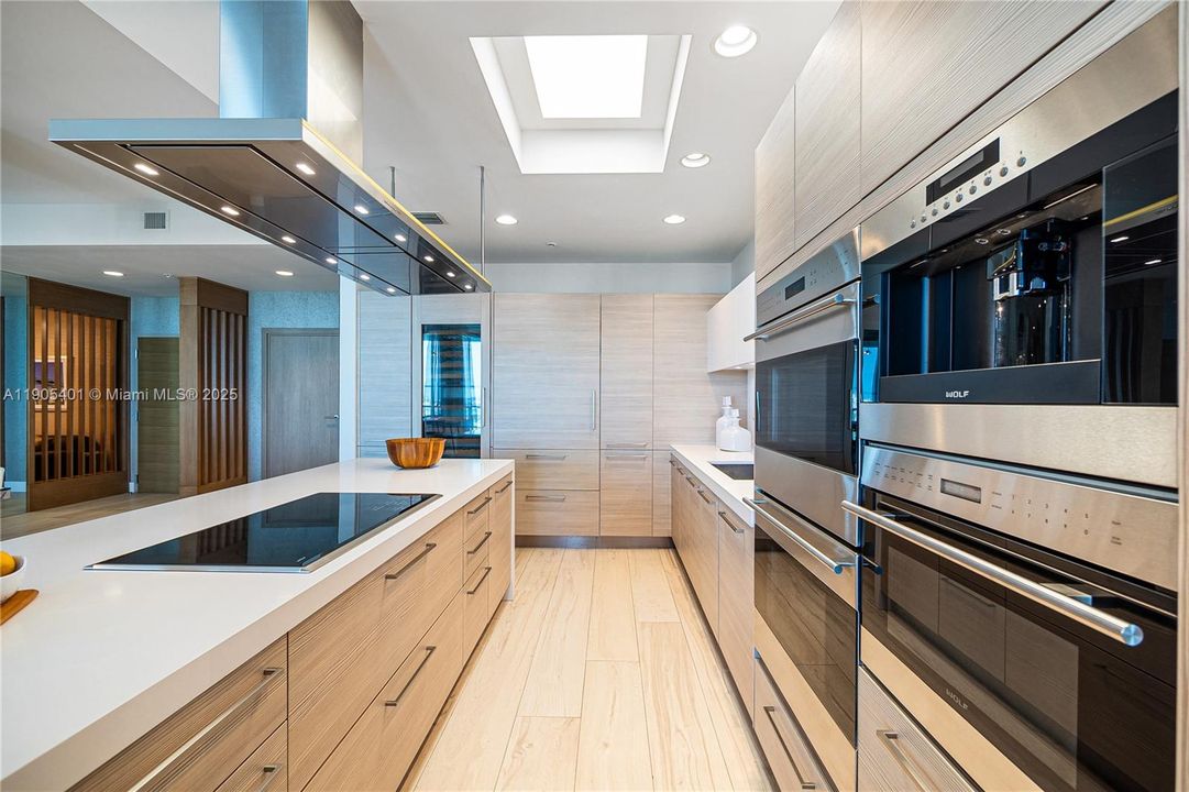 For Sale: $3,800,000 (4 beds, 4 baths, 3646 Square Feet)