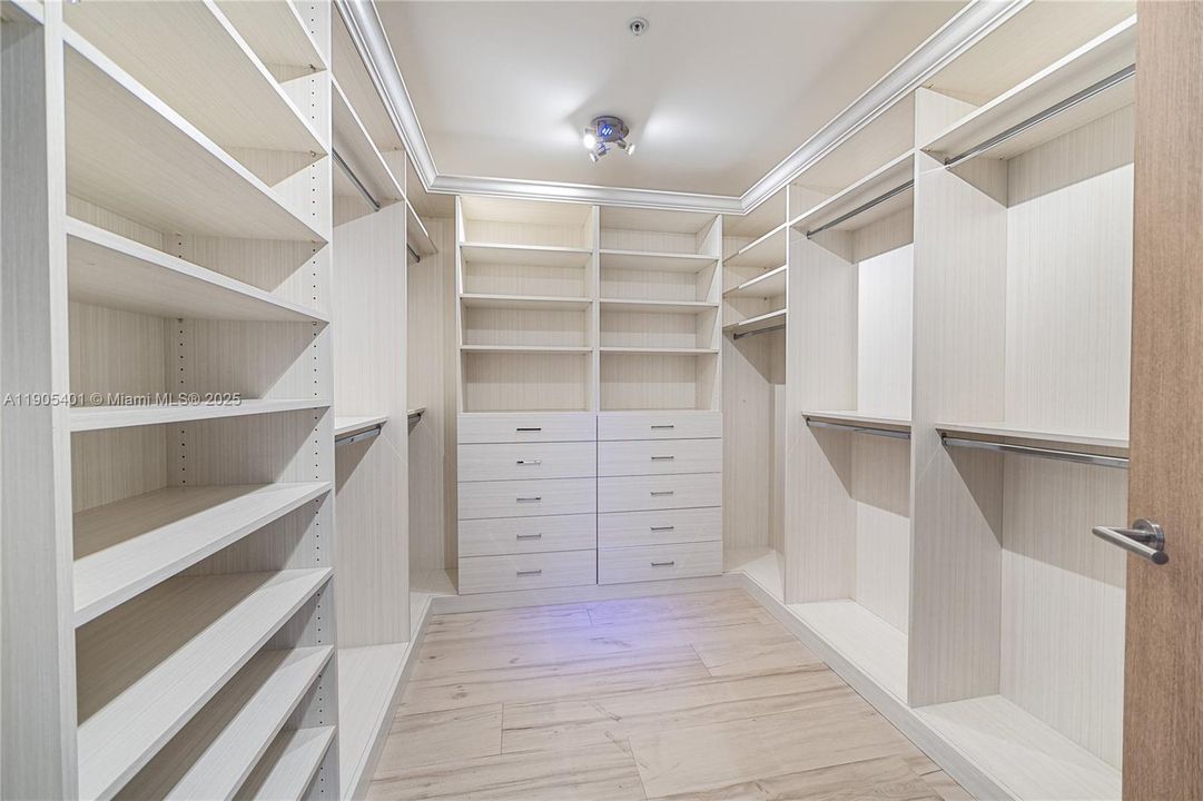 MASTER CLOSET