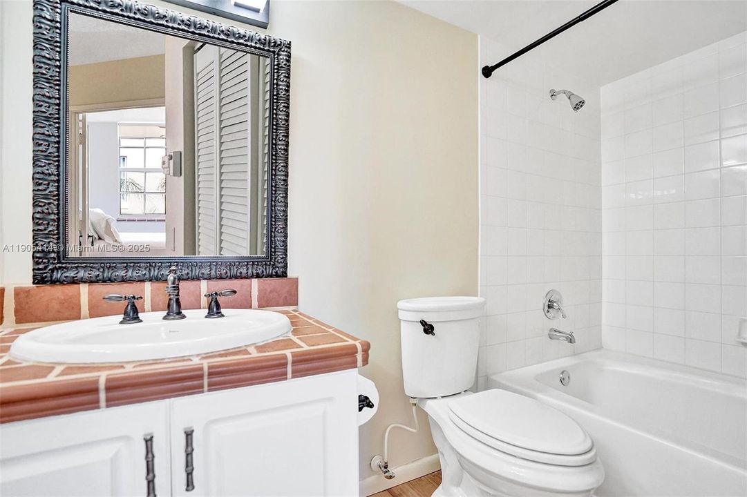 待售: $639,000 (3 贝兹, 2 浴室, 1350 平方英尺)