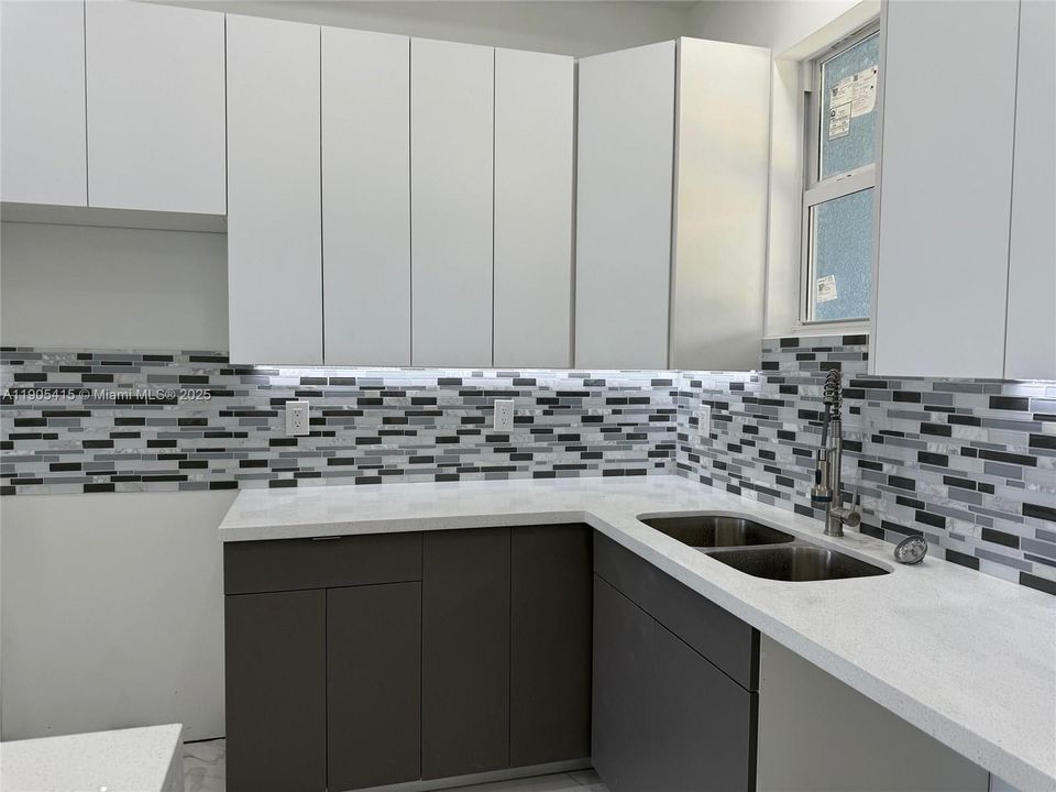 En Venta: $360,000 (3 camas, 2 baños, 1452 Pies cuadrados)