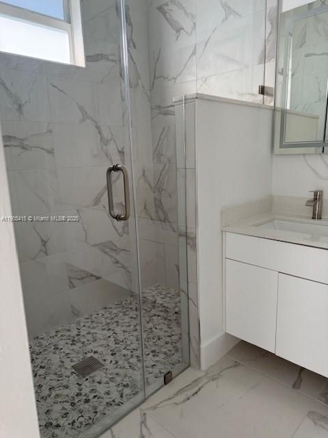 En Venta: $360,000 (3 camas, 2 baños, 1452 Pies cuadrados)