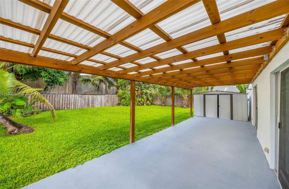 Recently Rented: $3,800 (4 beds, 2 baths, 1430 Square Feet)