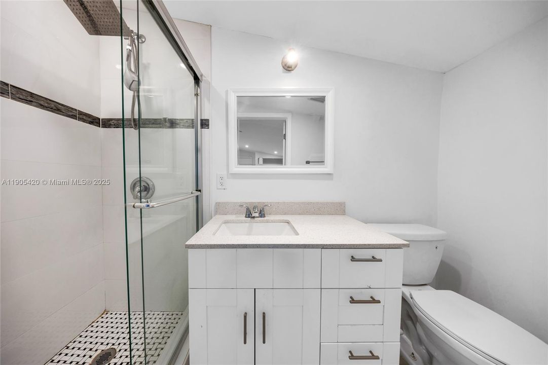 Recently Rented: $3,800 (4 beds, 2 baths, 1430 Square Feet)