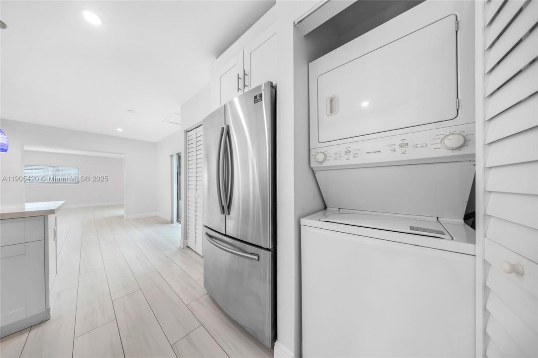 Recently Rented: $3,800 (4 beds, 2 baths, 1430 Square Feet)