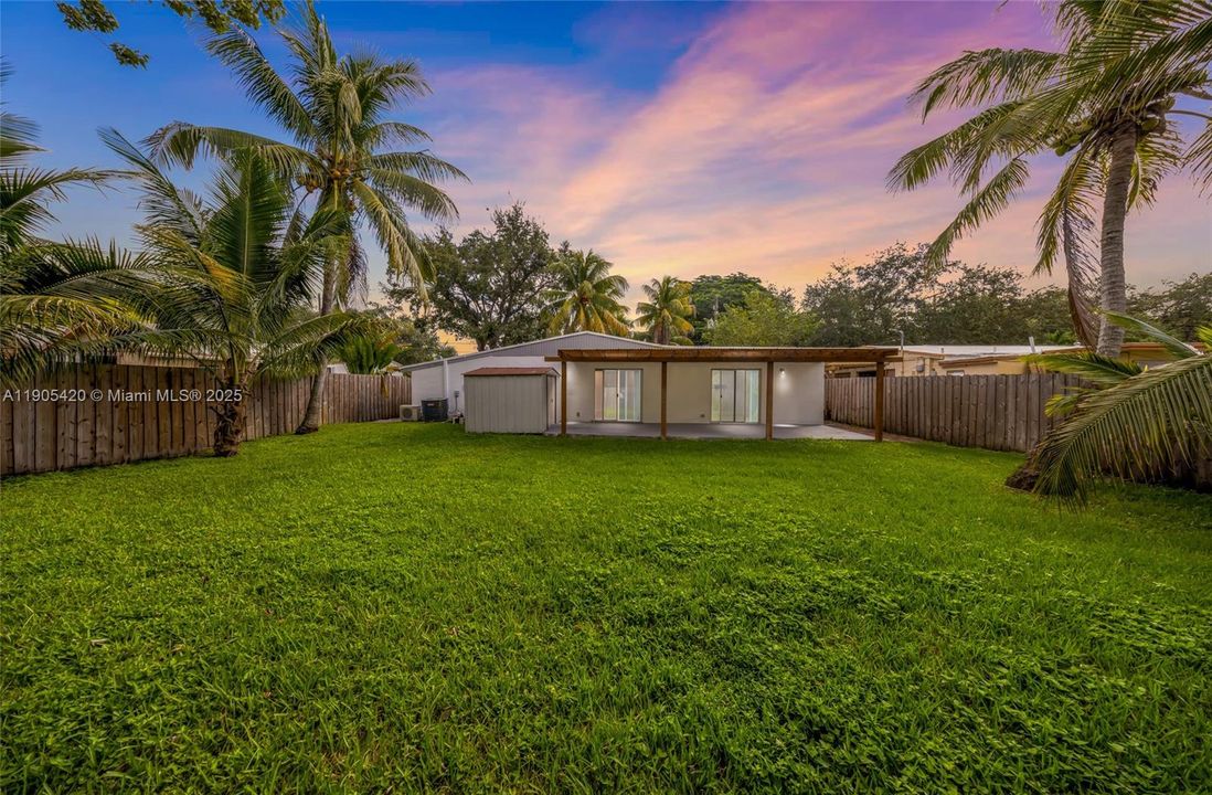 Recently Rented: $3,800 (4 beds, 2 baths, 1430 Square Feet)