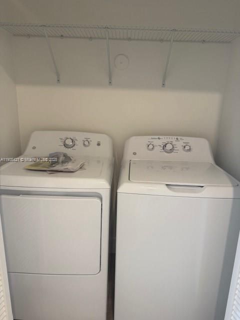 最近租的: $2,450 (3 贝兹, 2 浴室, 0 平方英尺)