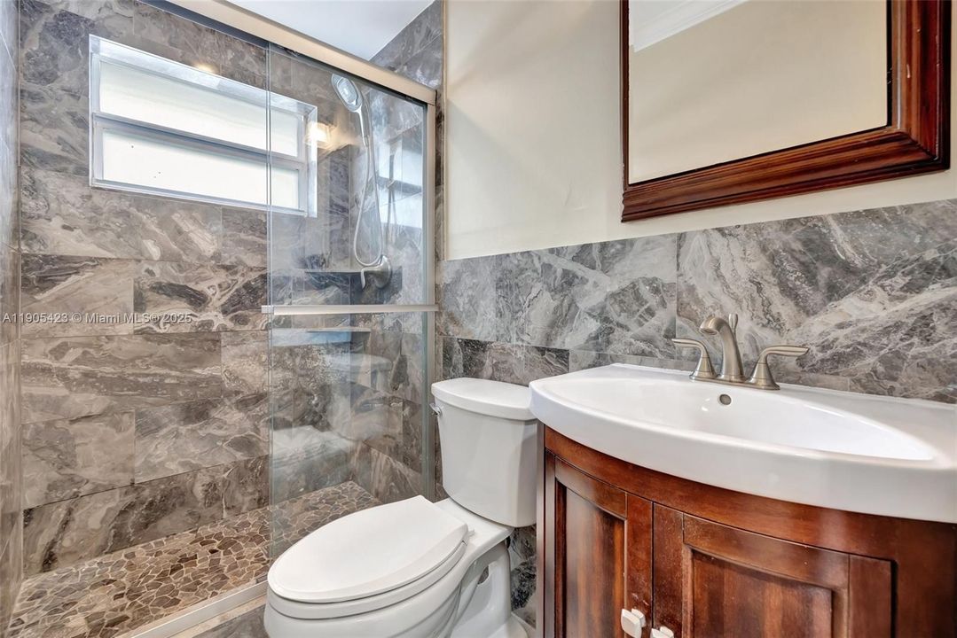 For Rent: $3,600 (3 beds, 2 baths, 1473 Square Feet)