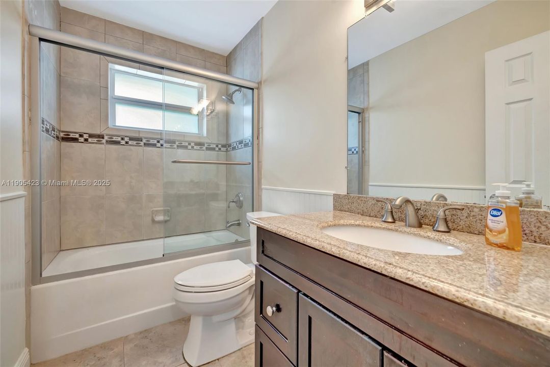 For Rent: $3,600 (3 beds, 2 baths, 1473 Square Feet)