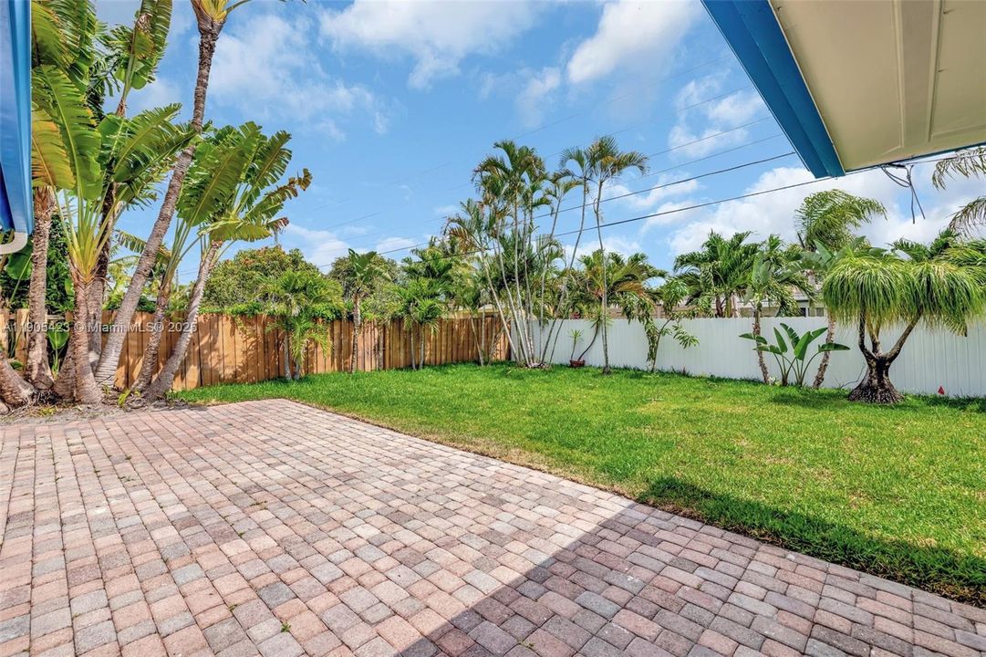 For Rent: $3,600 (3 beds, 2 baths, 1473 Square Feet)