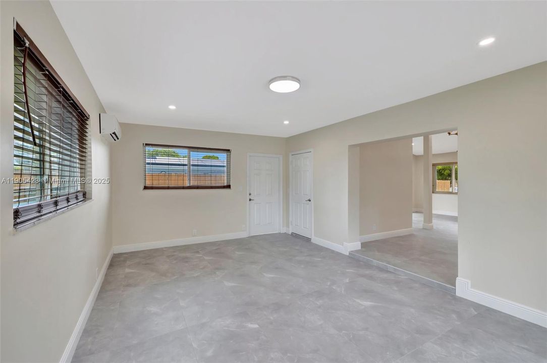 For Rent: $3,600 (3 beds, 2 baths, 1473 Square Feet)