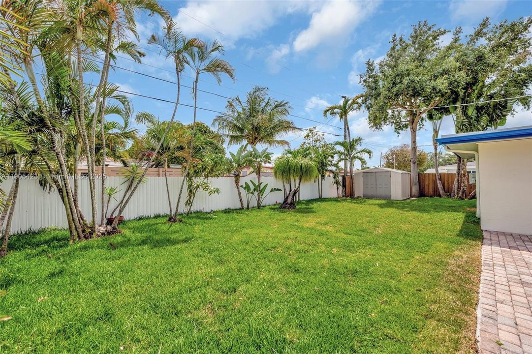 For Rent: $3,600 (3 beds, 2 baths, 1473 Square Feet)