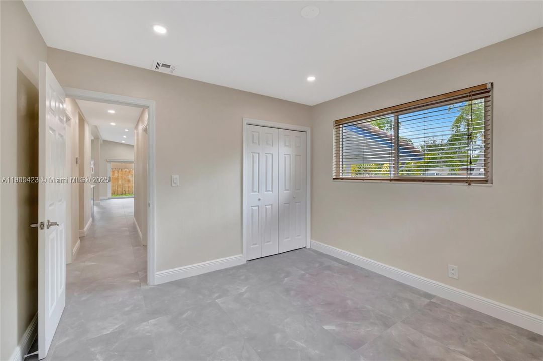 For Rent: $3,600 (3 beds, 2 baths, 1473 Square Feet)