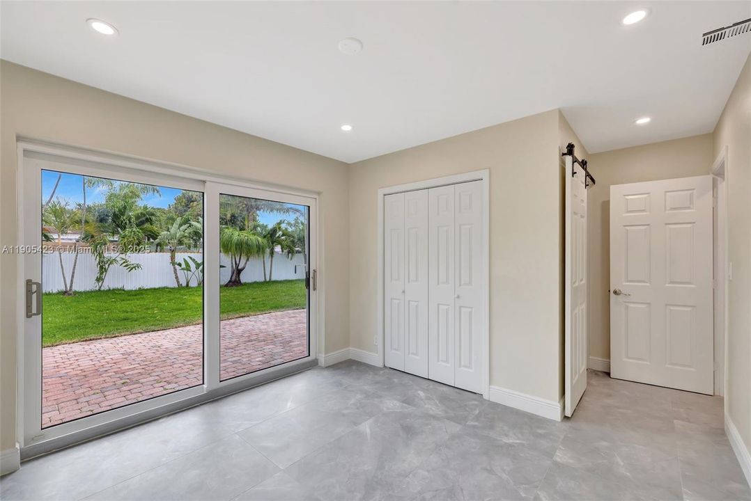 For Rent: $3,600 (3 beds, 2 baths, 1473 Square Feet)