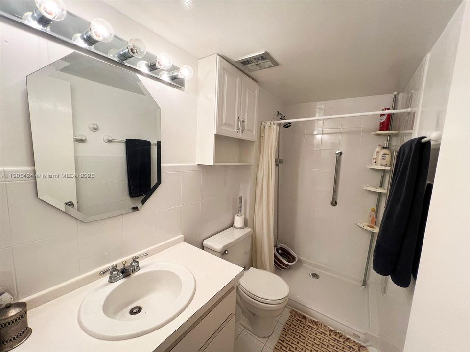 For Sale: $635,000 (2 beds, 2 baths, 2117 Square Feet)