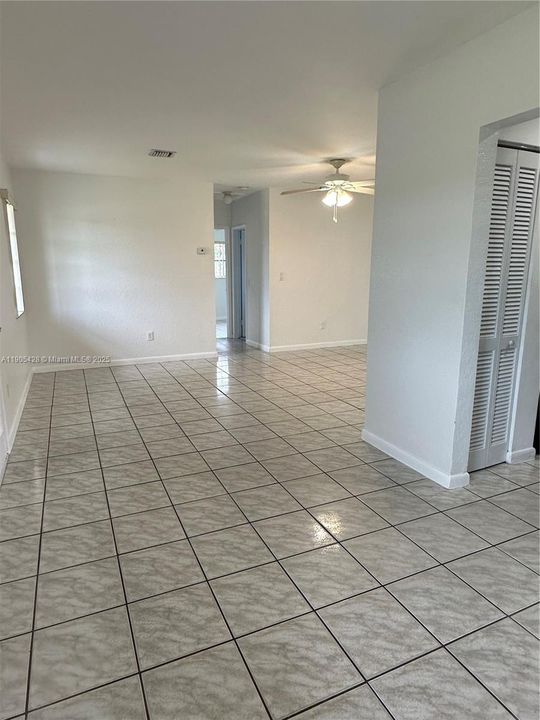 For Rent: $3,850 (3 beds, 2 baths, 1475 Square Feet)